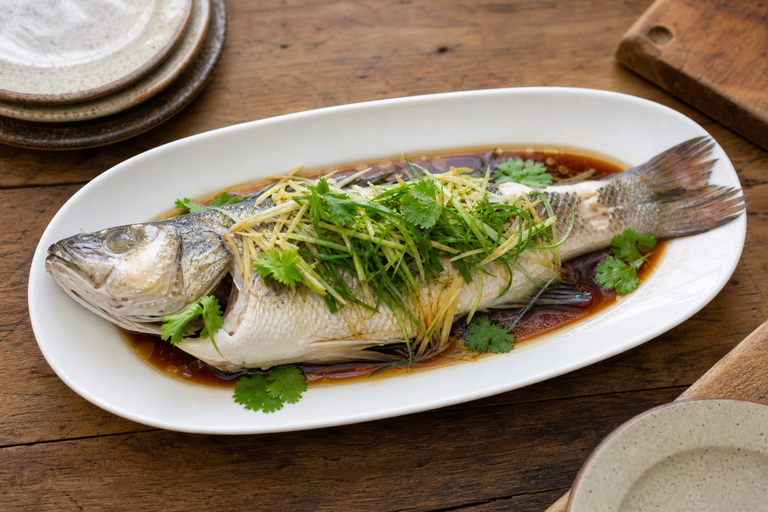 How to Cook Cantonese Steamed Fish Properly: A Hong Kong Cook's Playbook